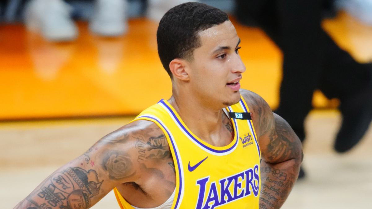 Lakers Vs Suns How Kyle Kuzma Is Contributing Without Making Shots In First Round Series Cbssports Com