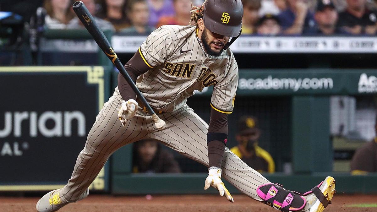 Fernando Tatis Jr. CRUSHES his 50th career homer! (Amazing bat flip, too!)  