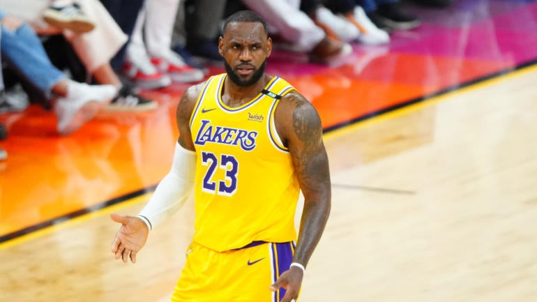 lebroncbs.jpg