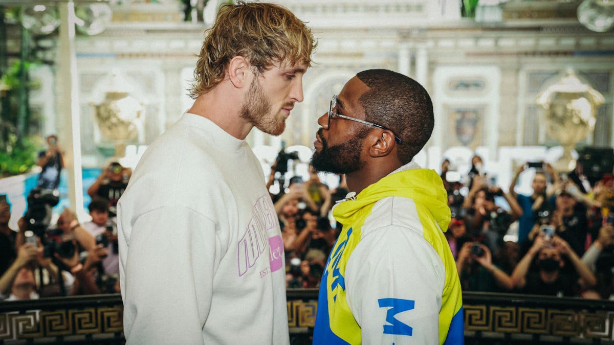 Floyd Mayweather Vs Logan Paul Fight Predictions Expert Picks Start Time Odds Undercard For Exhibition Cbssports Com