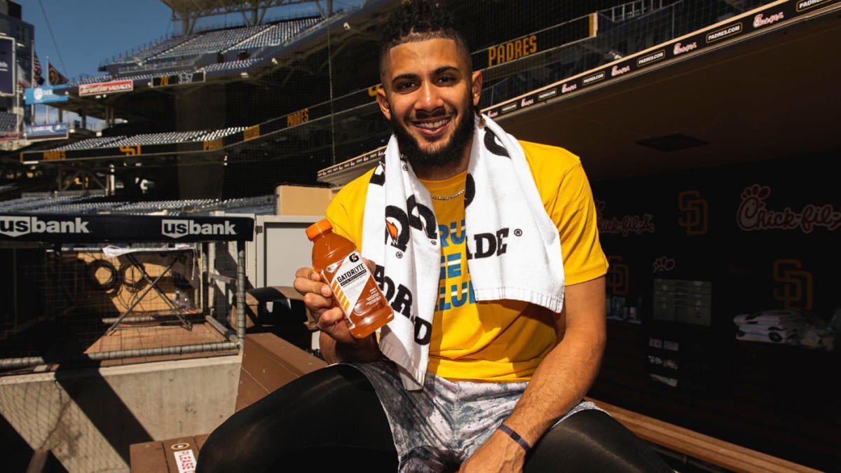 Fernando Tatis Jr. pays homage to Dominican roots with new custom Gatorade  water bottle