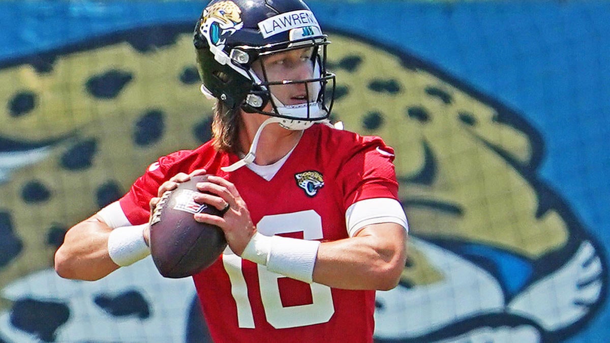 Jaguars sign Trevor Lawrence to $36.8M deal, making No. 1 pick one of the  NFL's top 20 highest-paid QBs 