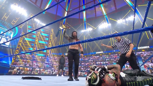 Wwe Smackdown Results Recap Grades Roman Reigns Faces Rey Mysterio Inside Hell In A Cell Cbssports Com