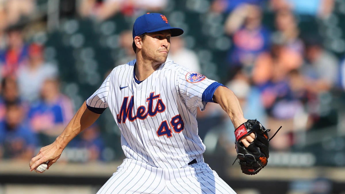 Mets pitcher Jacob deGrom appears at New York Boat Show - Trade