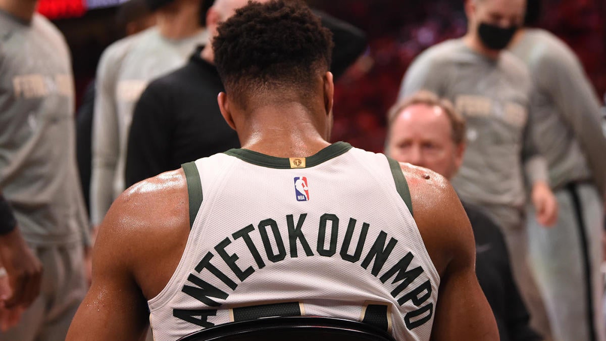 For Bucks to survive without Giannis Antetokounmpo, they must learn from Hawks