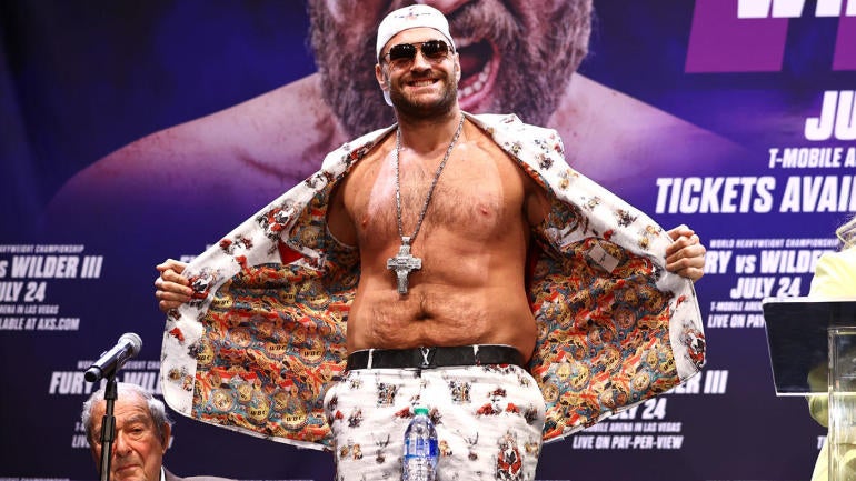 tyson-fury-presser.jpg