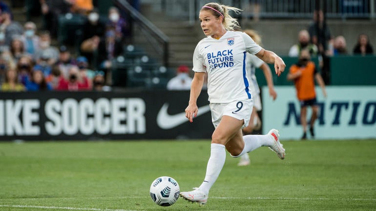 nwsl-eugenie-le-sommer-ol-reign.jpg