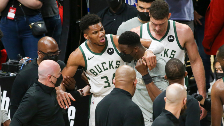 giannis-1.png