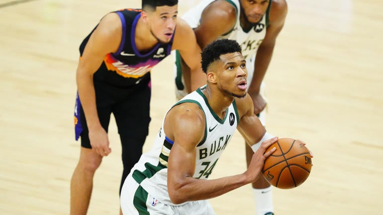 giannis-antetokounmpo-milwaukee-bucks.jpg