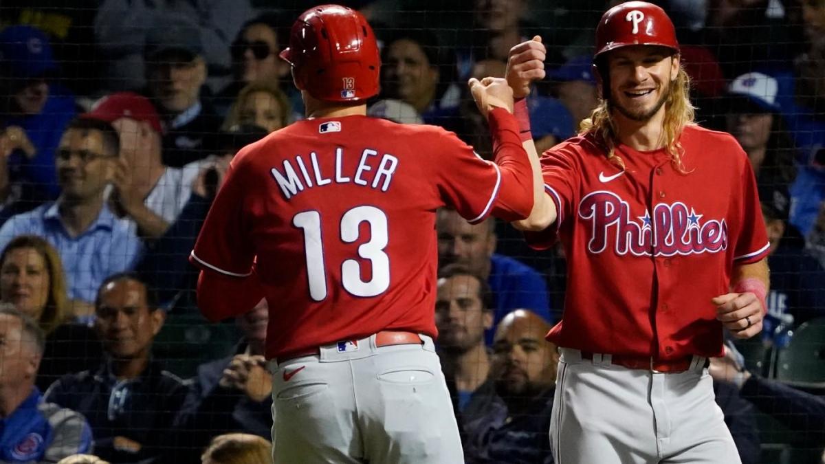 Photo: Philadelphia Phillies Left Fielder Brad MIller Can't Make Catch -  SLP2021042706 