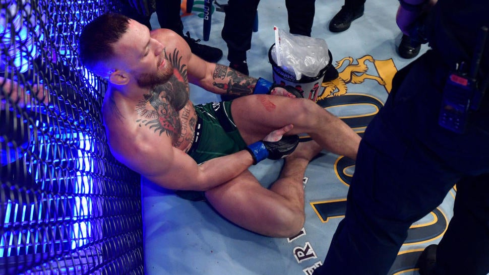 dustin-poirier-conor-mcgregor-weighin.jpg