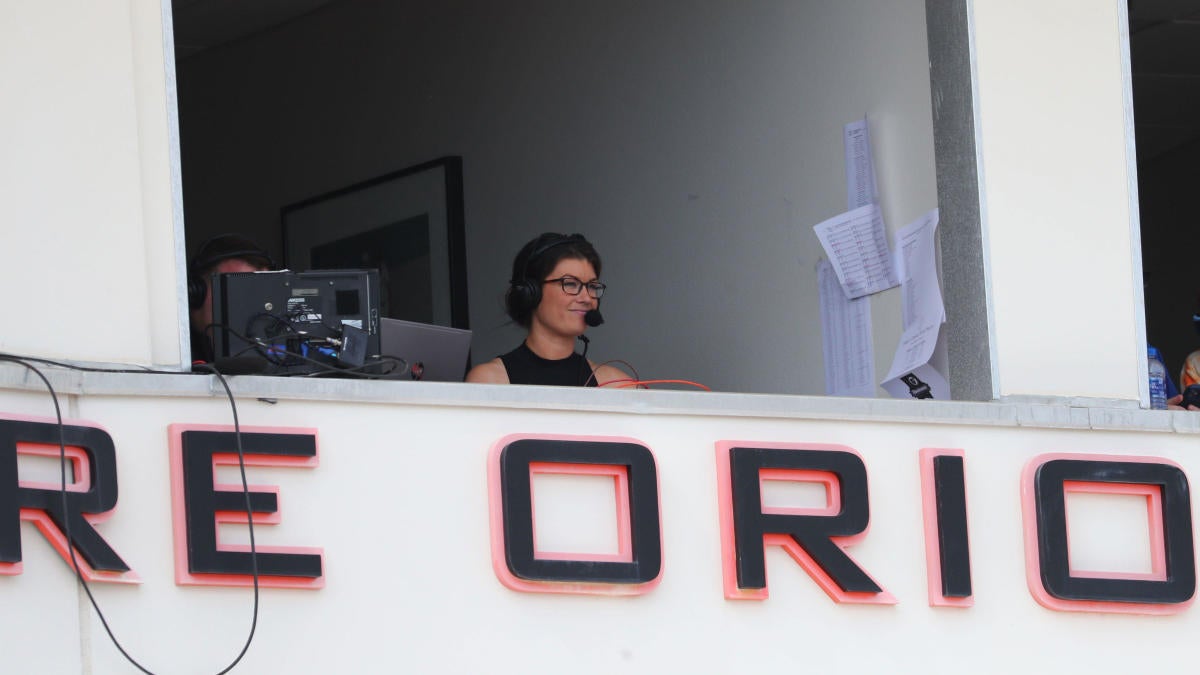 Her story: 1st time all-female broadcast crew calls MLB game