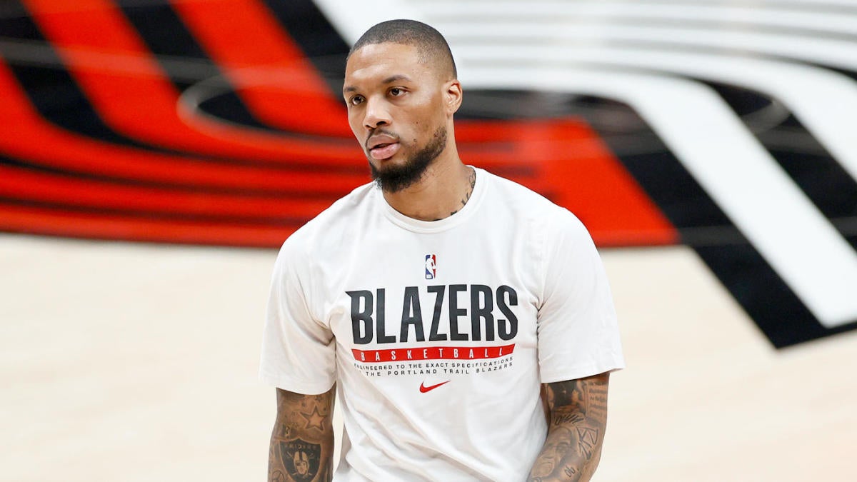 Damian Lillard may not have requested a trade, but that doesn't mean Blazers should wait for him to do so