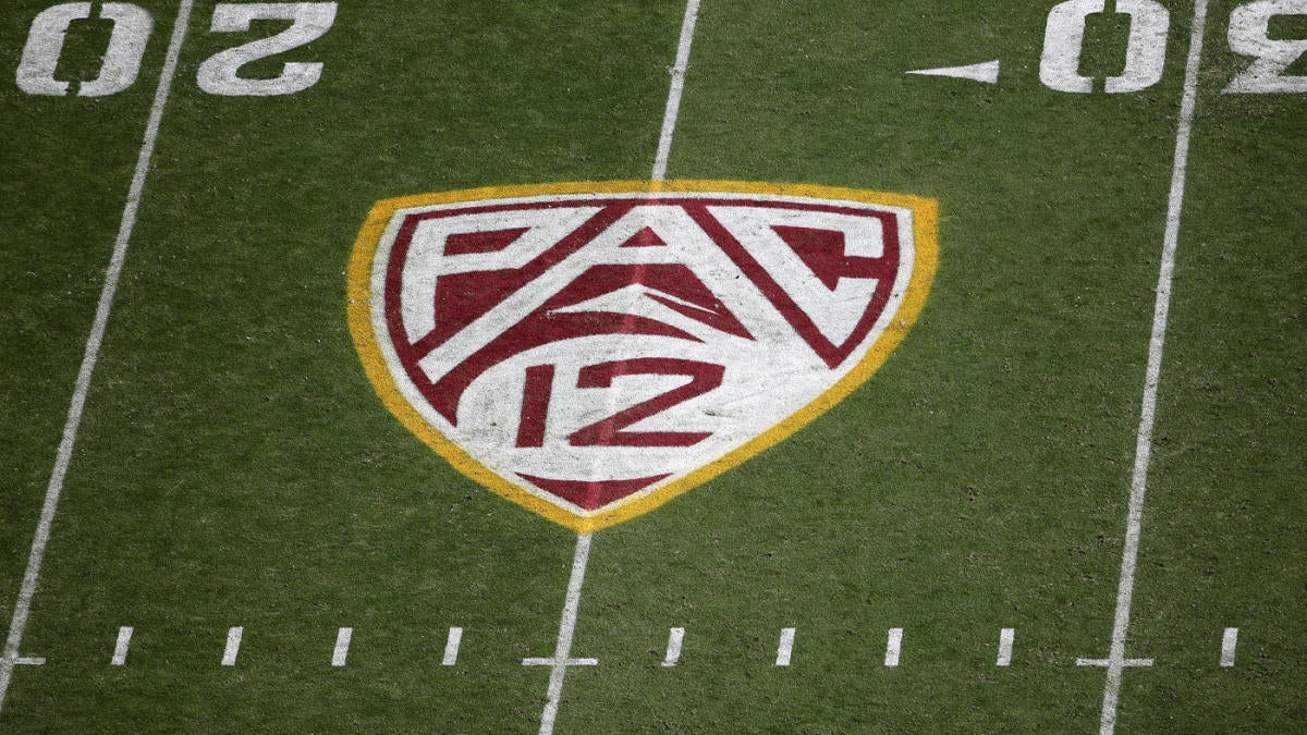 Pac-12 discusses 'small package' of games with The CW as it competes with major leagues for TV dollars