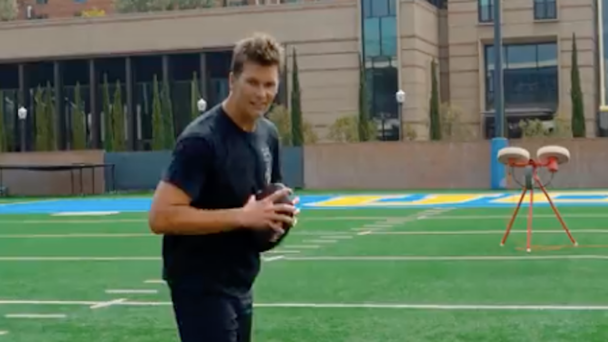 Video: Tom Brady had NSFW celebration after winning practice drill