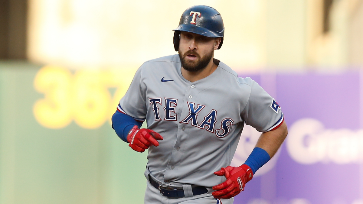 Joey Gallo traded for prospects to the New York Yankees from the