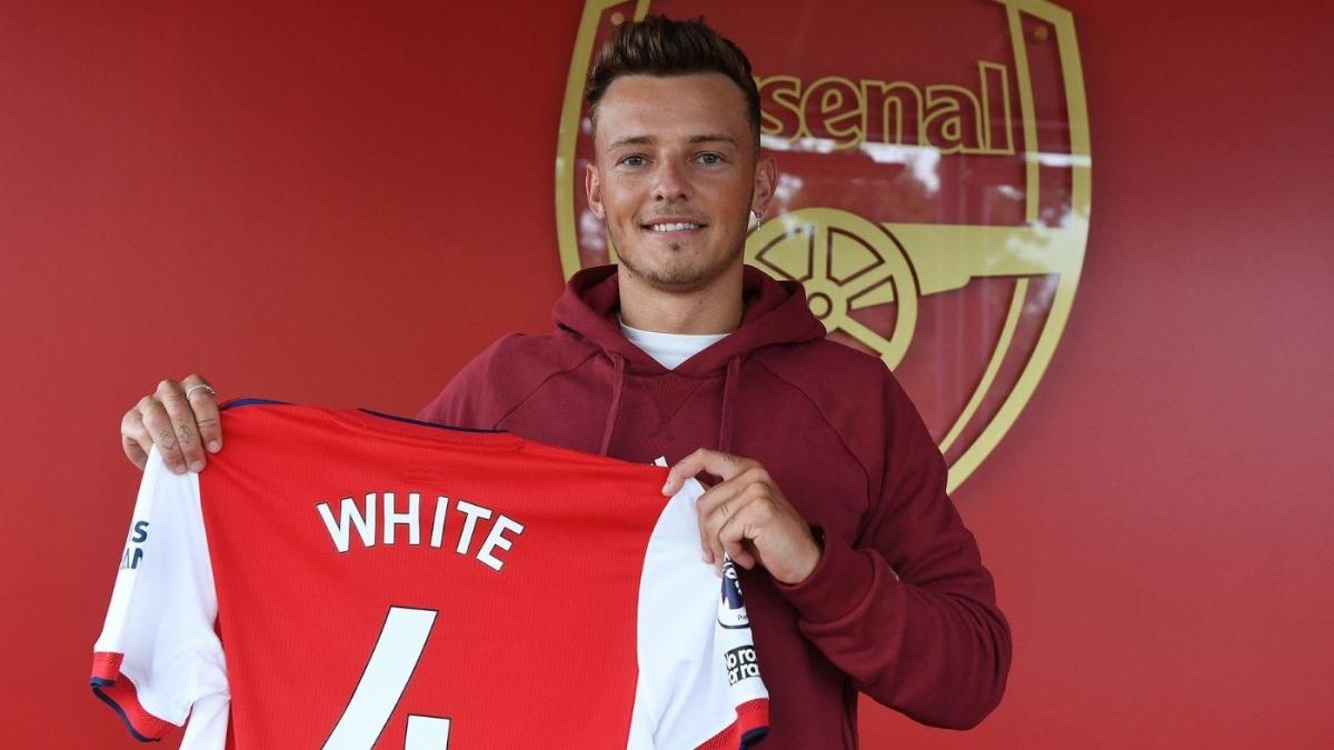 Arsenal Transfer News Ben White Joins In 70 Million Deal From Brighton Cbssports Com