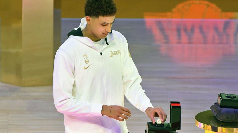 kyle-kuzma-ring.jpg