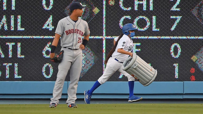 michael-brantley-astros-dodgers-inflatable-trash can.jpg