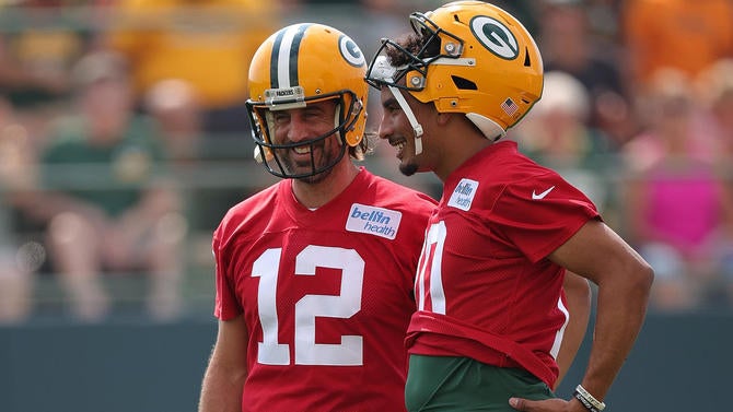 aaron-rodgers-jordan-love.jpg