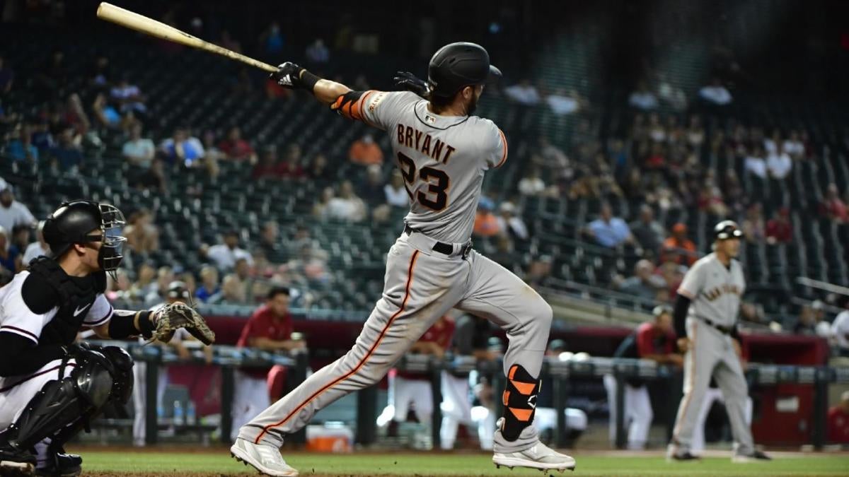 MLB - Kris Bryant in his fresh San Francisco Giants threads