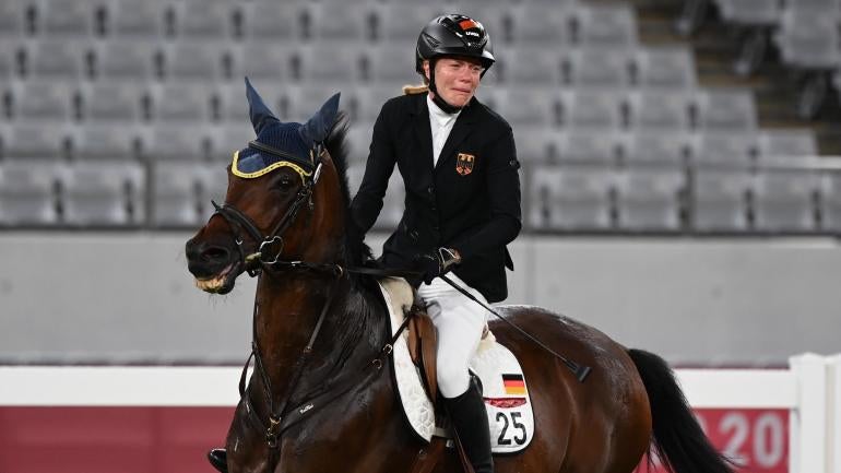 annika-schleu-equestrian.jpg