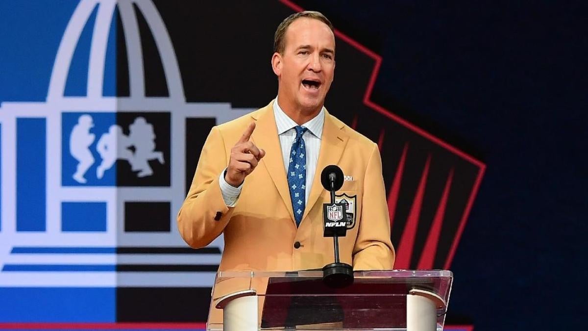 Peyton Manning Archie Manning Pro Football Hall of Fame enshrinement