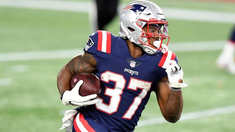 NFL: San Francisco 49ers at New England Patriots