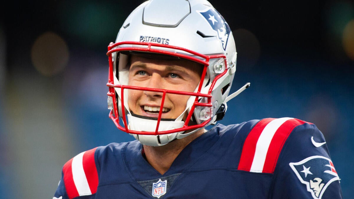 NFL Week 1 picks, point spreads, betting lines for every game: Who is  picking Mac Jones to win his Patriots debut vs. the Dolphins? 