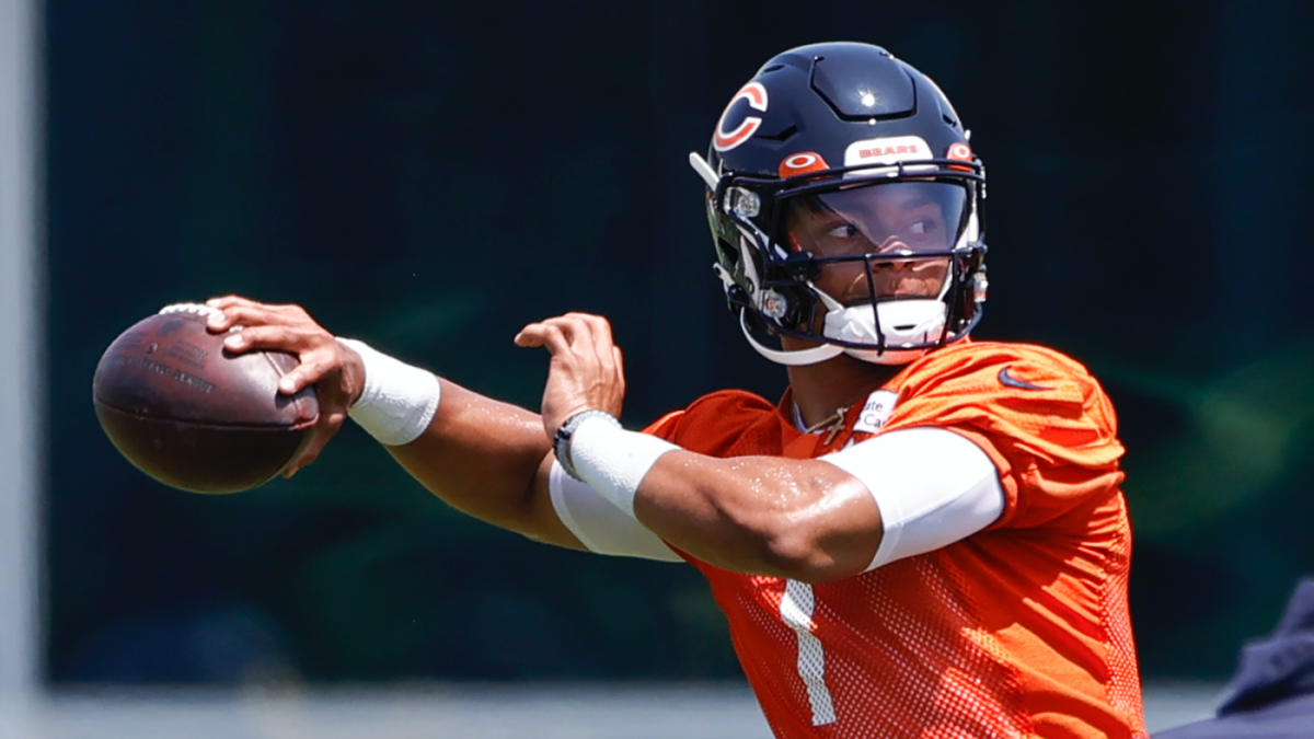 Chicago Bears vs. Washington Commanders Thursday Night Football: How to  Watch, Betting Odds - Sports Illustrated Washington Football News, Analysis  and More