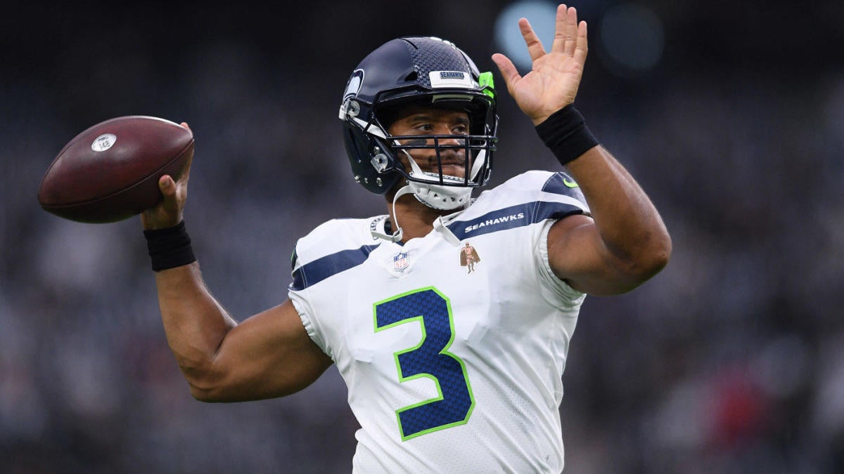 NFL Week 4 odds, picks: Panthers, Seahawks get it done as road dogs, plus  Washington scores big 