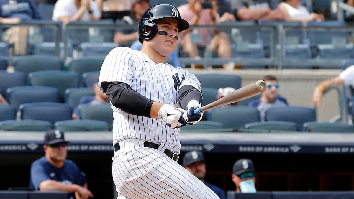 Yankees' Tyler Wade Barred From Using Silver Players' Weekend Bat for Some  Reason