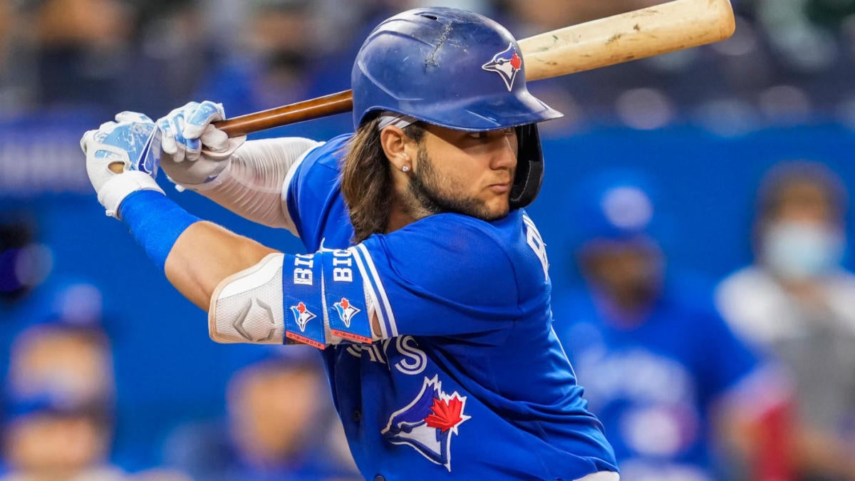 Fantasy Baseball: Predicting one stud at each position for 2022