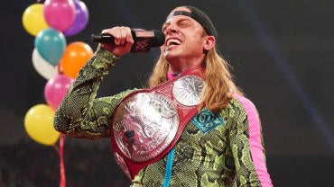 riddle-wwe-raw.jpg