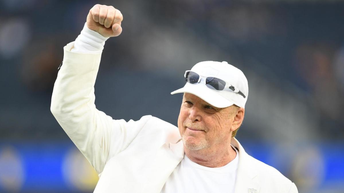 Raiders owner Mark Davis rails against Oakland 'disrespect,' has sole focus  on Las Vegas