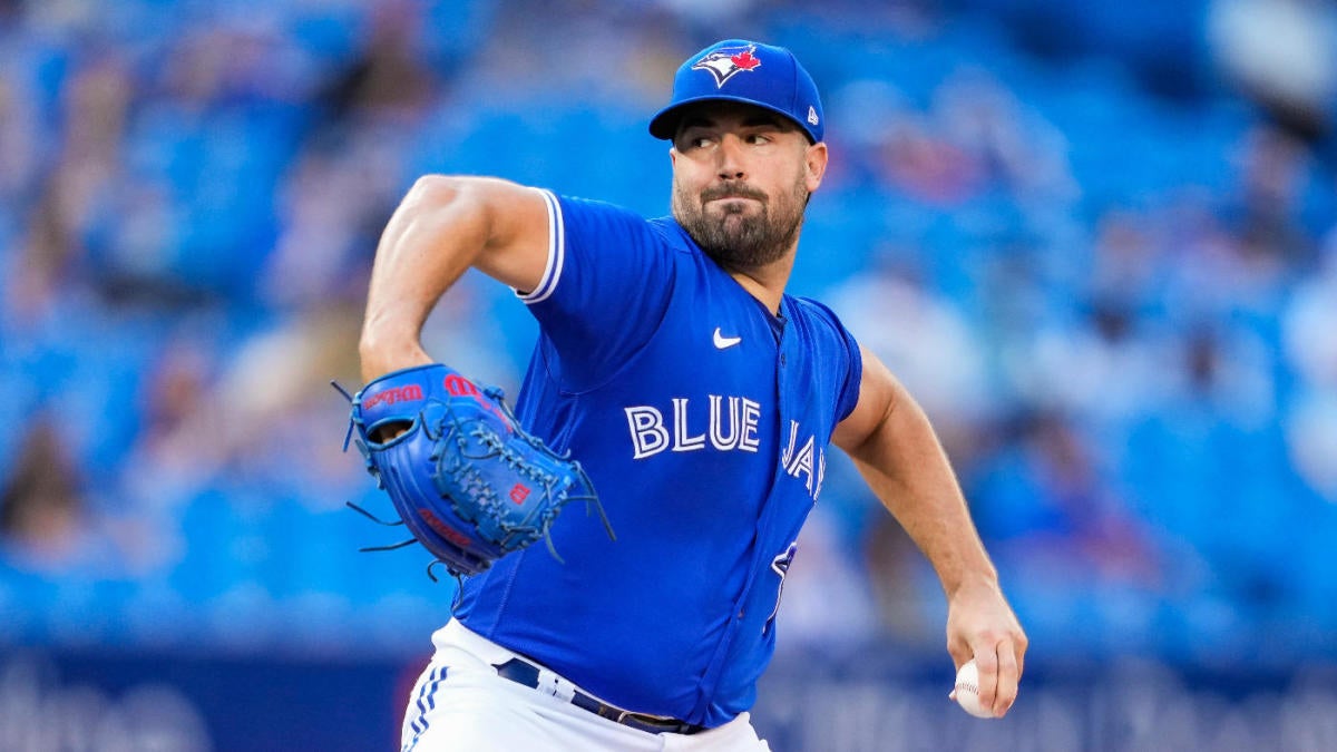Blue Jays' Robbie Ray continues Cy Young push with dominant start