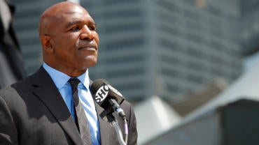 evander-holyfield.jpg