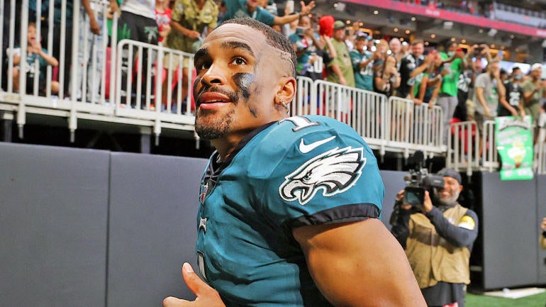 jalen-hurts-eagles.jpg