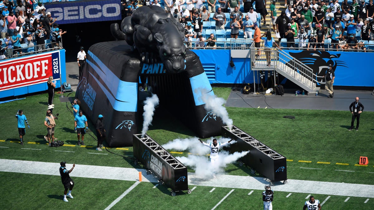 WATCH: Carolina debuted an awesome mixed-reality panther at Bank of America  Stadium vs. Jets 