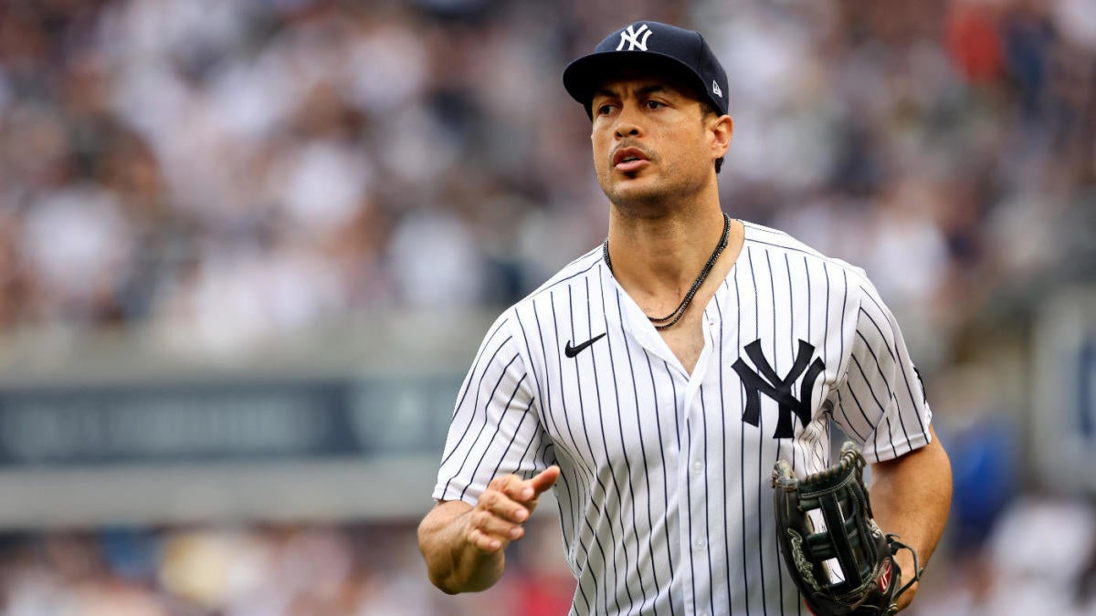 Valley News - Commentary: Seeing Stanton in Yankee Colors Odd for