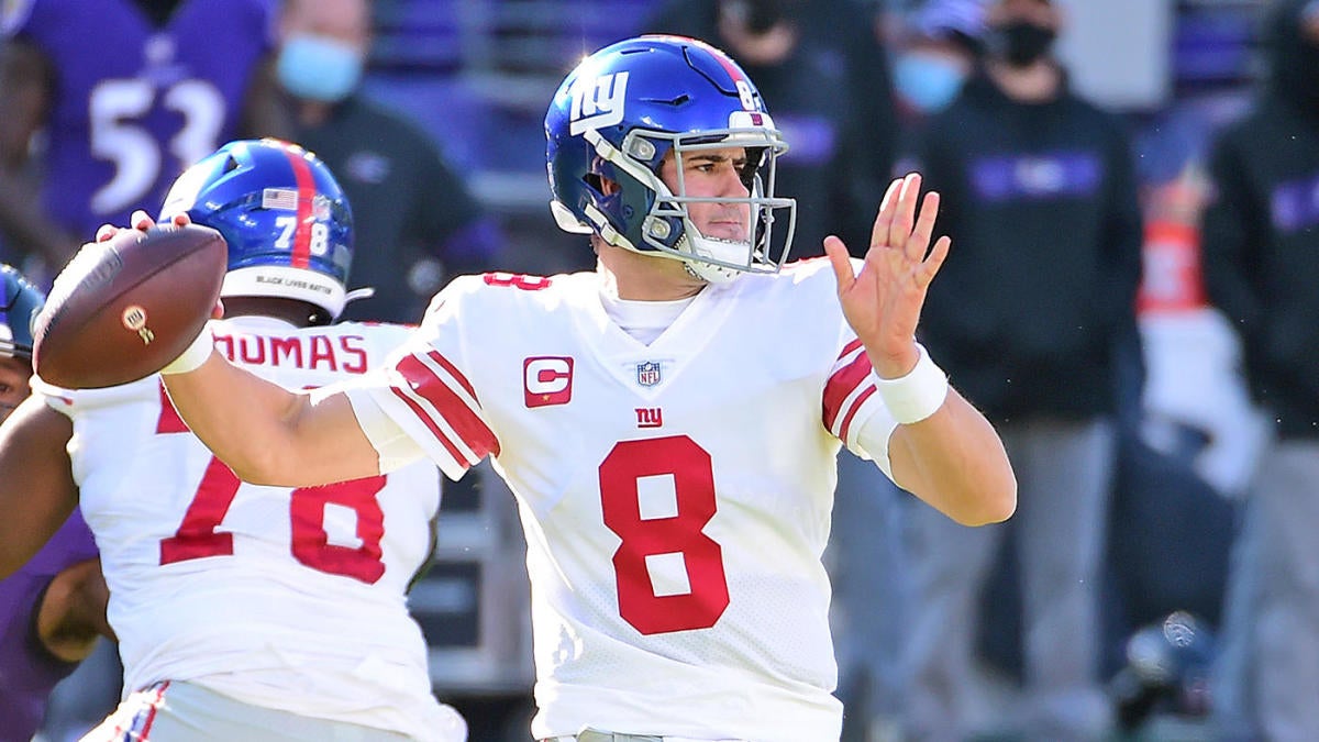 Giants vs. Panthers odds, spread, line: 2023 NFL preseason Week 2 picks,  predictions from expert on 39-20 roll 