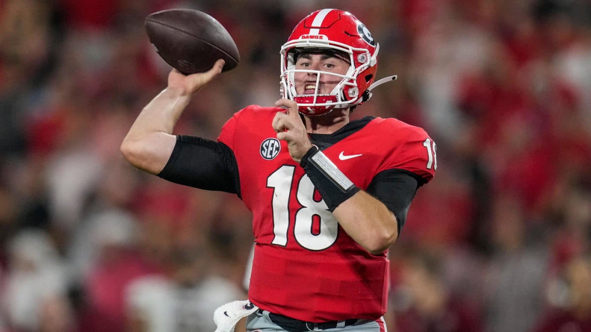 Georgia quarterback J.T. Daniels entering transfer portal, Stetson