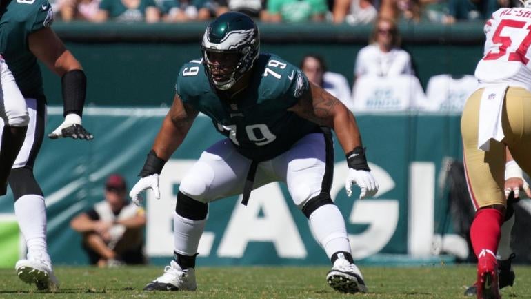 brandon-brooks-injury.jpg