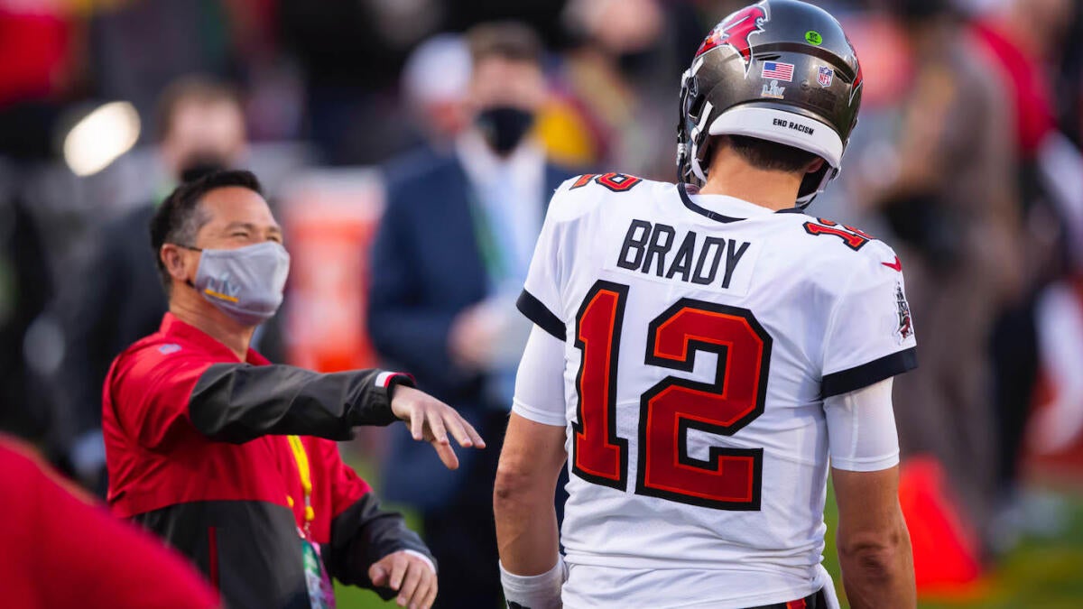 Buccaneers QB Tom Brady set for veteran rest and personal day every  Wednesday during 2022 season