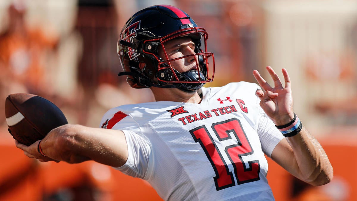 Texas Tech QB Tyler Shough out until November after suffering broken collarbone in blowout loss to Texas