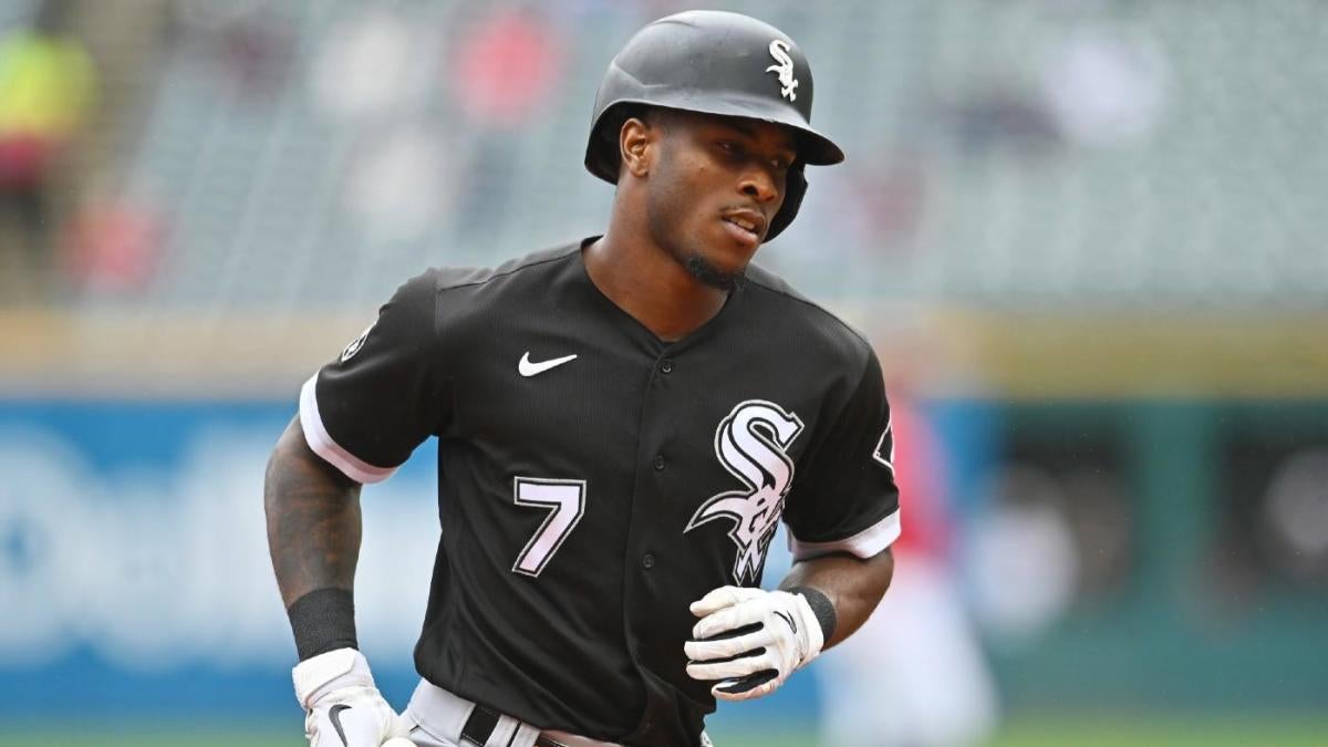 White Sox shortstop Tim Anderson hits his first home run of season