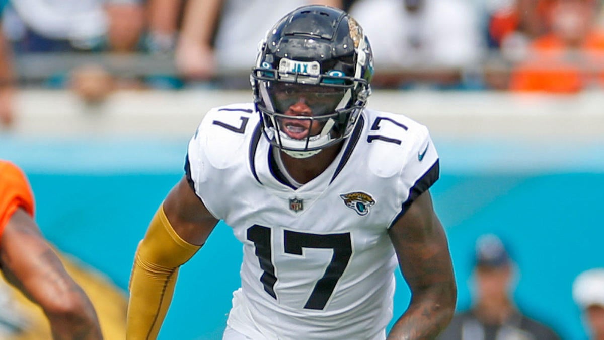 Jacksonville Jaguars WR DJ Chark Closing in on 1,000-Yard Season - Sports  Illustrated Jacksonville Jaguars News, Analysis and More