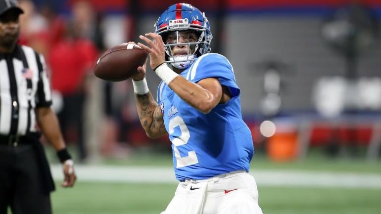 matt-corral-ole-miss.jpg