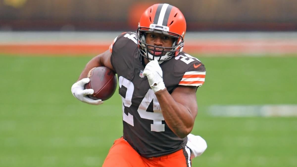 Cleveland Browns Kareem Hunt takes over for Nick Chubb vs. Cardinals