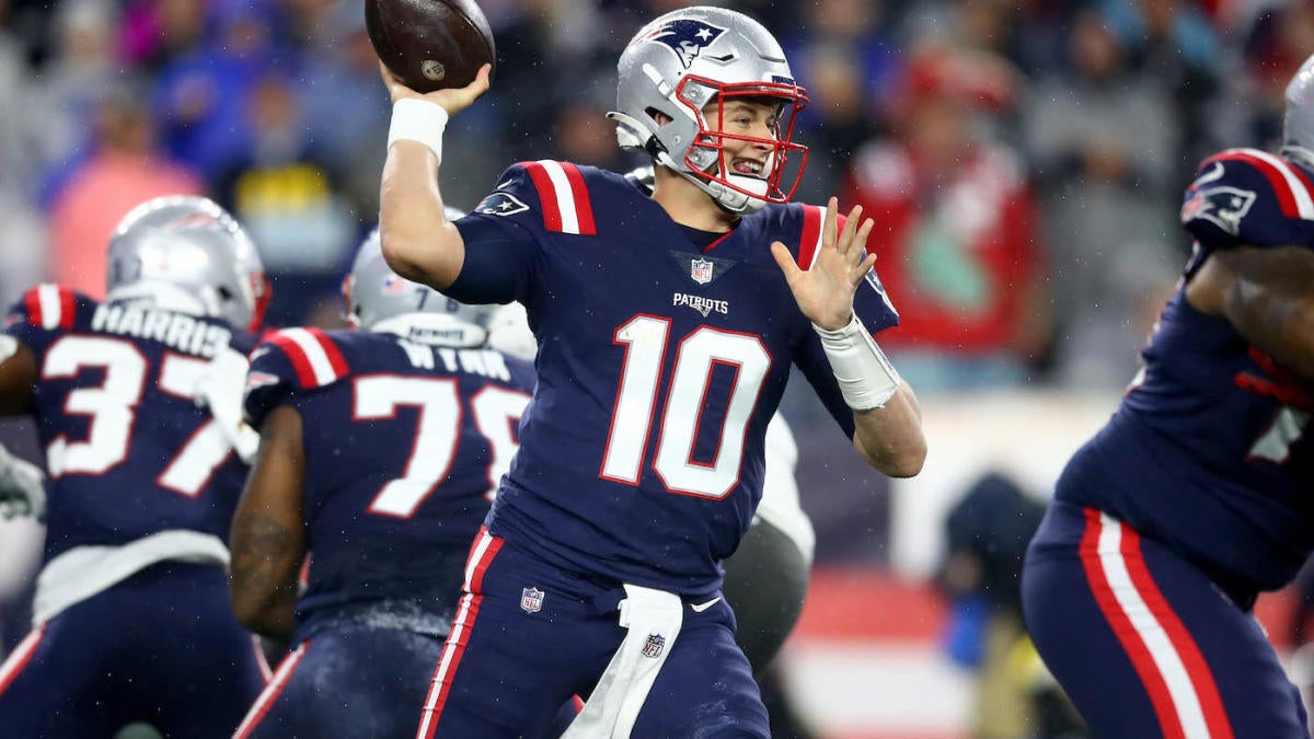 Mac Jones, Patriots look strong despite loss to Tom Brady, Buccaneers